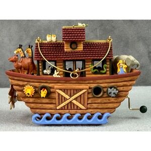 Hallmark Noah's Ark Christmas Ornament 2004